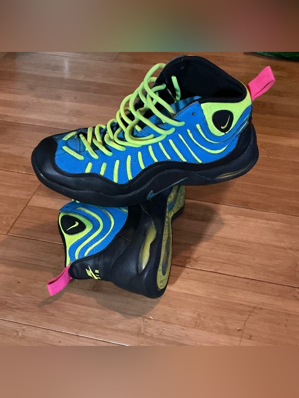 Nike Air Bakin Retro GS Photo Blue Volt Black Neon Green 5.5Y